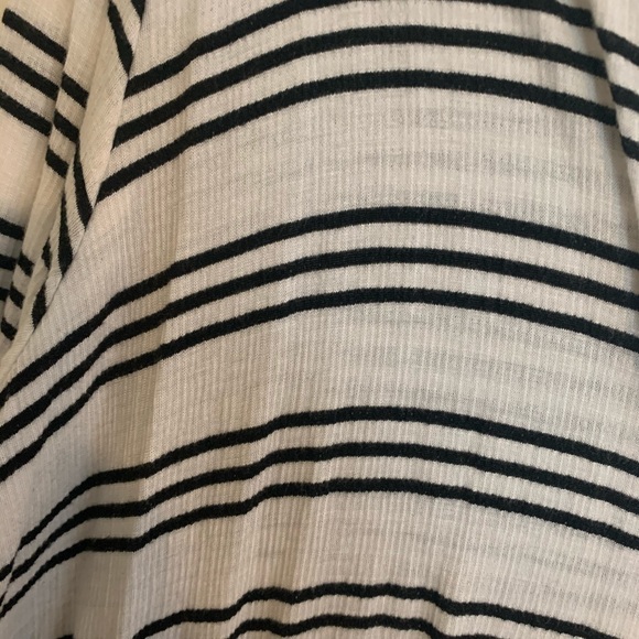 Sarah - Picture 2 of 3